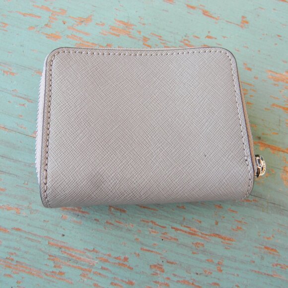 MICHAEL KORS GRAY SAFFIANO LEATHER SMALL COMPACT TRIFOLD WALLET - Picture 5 of 7